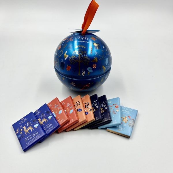 Χριστουγεννιατικη μεταλλική μπάλα με σοκολατάκια Dolfin