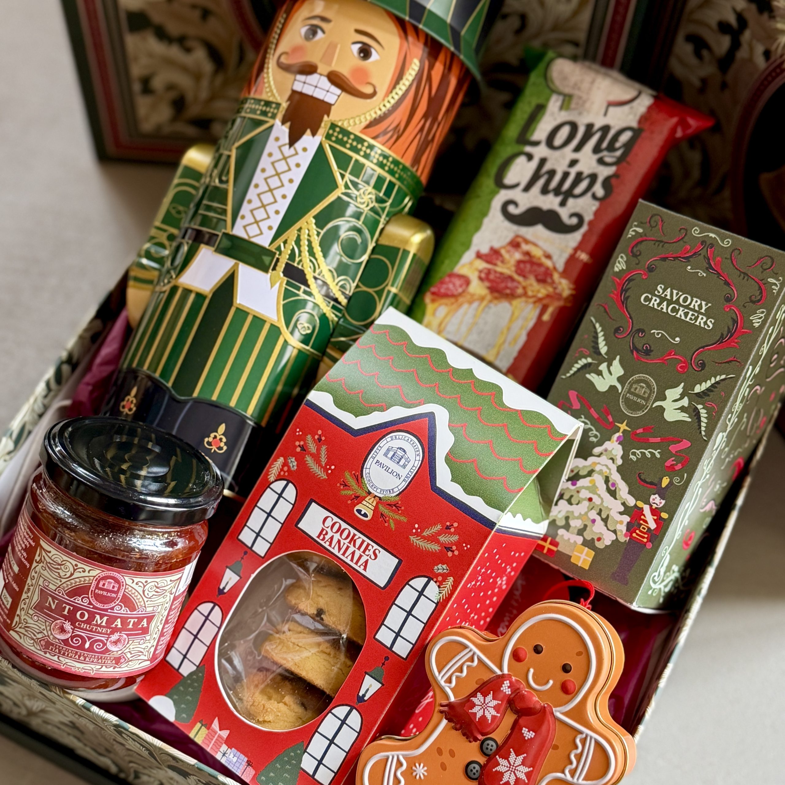Gift Box Nutcracker - Image 3